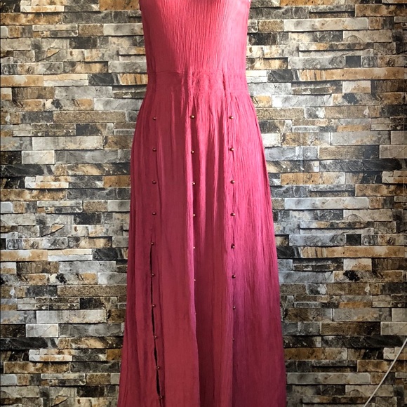 Beautiful Collection of Velnica Dresses One Size - Picture 2 of 8